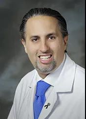 西达赛奈黑色素瘤专科主任 免疫肿瘤学临床研究主任 Omid Hamid医生